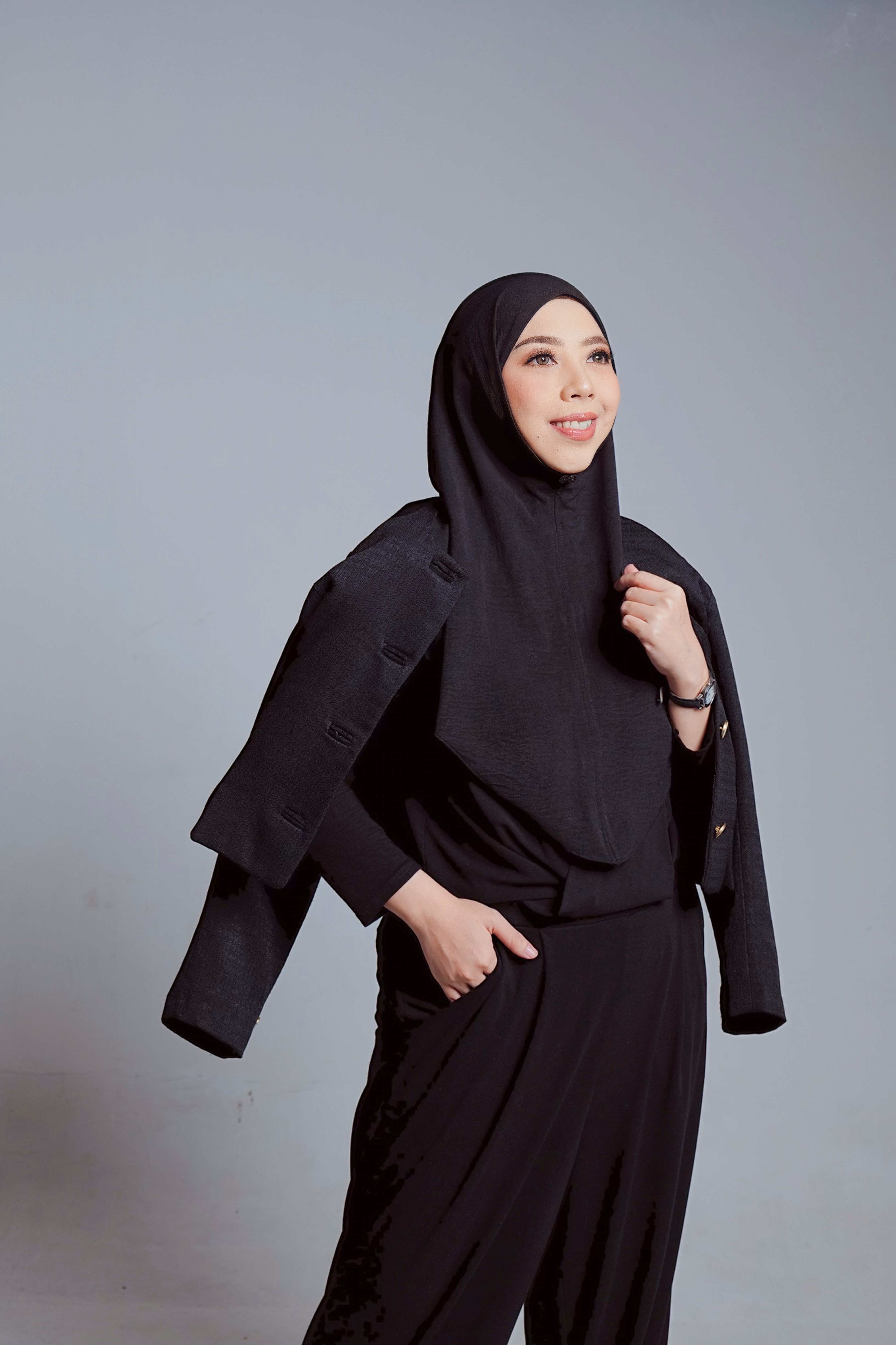 Notaris Lucyana Dhika Sandy, S.H., M.Kn.